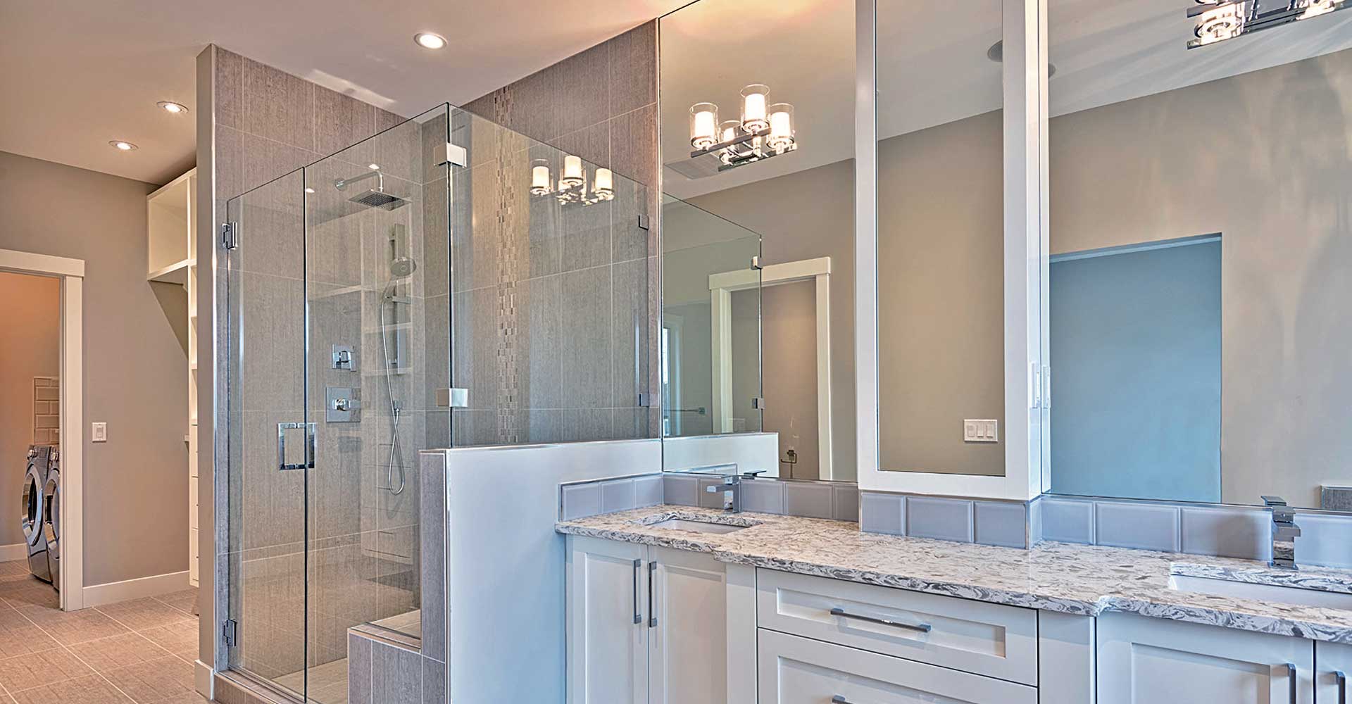 cascade-glass-bathroom-mirror-shower