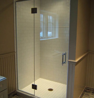 Frameless Header Shower