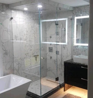 Frameless Steam Shower with Square Knob