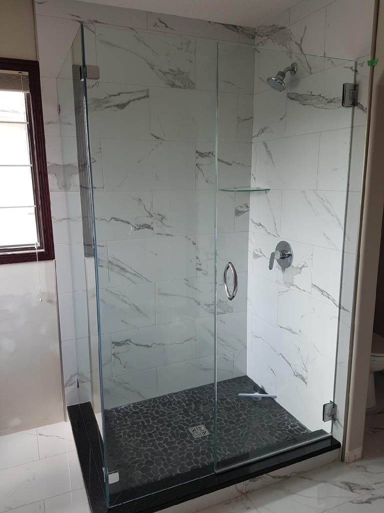 90 Degree Corner Frameless Shower