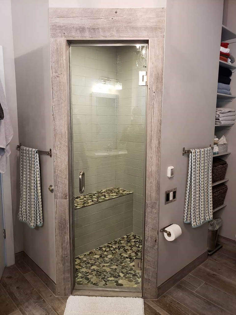 Frameless Single Door Shower